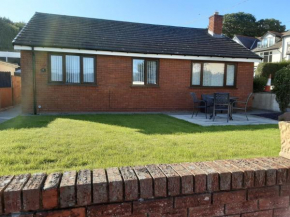 Charming 3-Bed bungalow near conwy valley, Colwyn Bay
